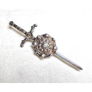 Broche Decorativo de Espada y Escudo Tradicionales Escoceses Vintage, de Plata, para Kilt, de Alta Calidad, en Metal - Product Image 1