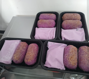 Viet Delta Co. LTD Riz Glutineux Cuit et Congelé à la Banane 500g Origine Ben Tre Durée de Conservation 24 Mois - Product Image 1