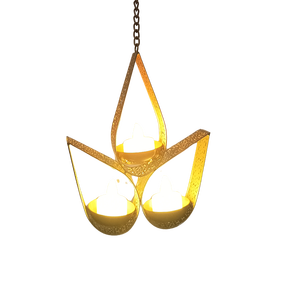 Apportez une touche de lueur dorée à votre espace avec ce magnifique porte-bougie suspendu. Parfait pour ajouter une touche moderne et traditionnelle à n'importe quelle pièce. - Product Image 5