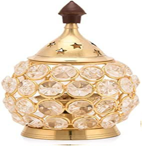 Diya classique en laiton, fabriqué à la main, avec une poignée pratique pour les rituels quotidiens du matin (aarti). Disponible à prix de gros. - Product Image 6