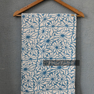 Tela de Algodón 100% Puro con Estampado Artesanal, Color Índigo Azul Floral, Teñido Natural, Material para Prendas de Jaipur, Venta al Por Mayor - Product Image 2