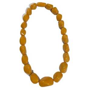 Collier en résine écologique personnalisé jaune - Bijou tendance pour Noël et la Saint-Valentin - Product Image 2