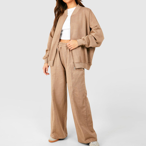 En gros Nouvelle Tendance Survêtement Femme Délavé à l'Acide, Lourd, Respirant, à Manches Longues, Mode - Product Image 1