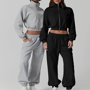 Ensemble deux pièces en coton pour femmes, vêtements d'été, survêtements de sport pour femmes, tenue d'été, t-shirt et short - Product Image 4