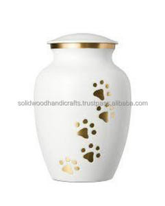 Urnes commémoratives pour animaux de compagnie de crémation en laiton de qualité supérieure Urnes funéraires pour animaux de compagnie Urnes funéraires de haute qualité à bas prix - Product Image 3