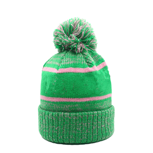 Conjunto de Gorro y Bufanda de Punto Estilo Hermandad Griega Personalizado, Unisex, con Pompón Largo, Rayas y Borde Reforzado, Cálido para Invierno, Acrílico - Product Image 6