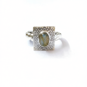 <b>Labradorite</b> Fashion <b>Ring</b> 3.6 Grams - Product Image 2