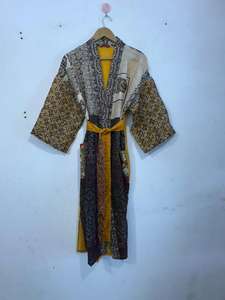 Bata Kimono de Seda con Parches, Ligera y Colorida, Cárdigan de Seda con Estampado Floral Bohemio, Bata de Baño para Mujer - Product Image 6