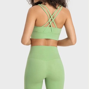 Sujetador deportivo de yoga para mujer, venta al por mayor OEM, de alta calidad, con tirantes elásticos, para entrenamiento, fitness y deporte. - Product Image 2