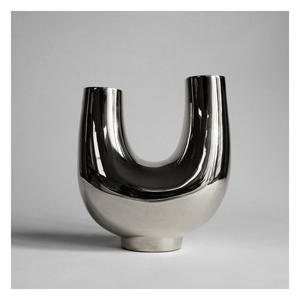 Vase à fleurs élégant en aluminium artisanal, style Art déco, écologique, finition texturée pour la décoration intérieure moderne, Diwali - Product Image 1