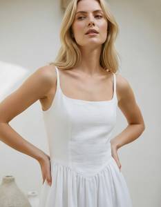 Robe midi en lin blanc, robe en lin à fines bretelles, robe en lin taille empire, robe d'été minimaliste, tenue de plage pour femme - Product Image 4