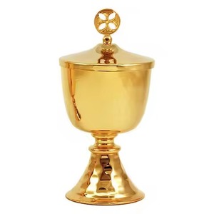 Ciborio Elegante de Latón para Iglesias, Centros Religiosos y Capillas - Product Image 4
