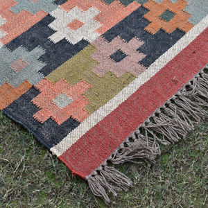 พรมปูพื้นสไตล์โบฮีเมียนสมัยใหม่ ทำจากเส้นใยปอกระเจา  งานแฮนด์เมด  ใช้ได้สองด้าน  ตกแต่งด้วยเส้นใยธรรมชาติ  ราคาโรงงานขายส่ง - Product Image 1