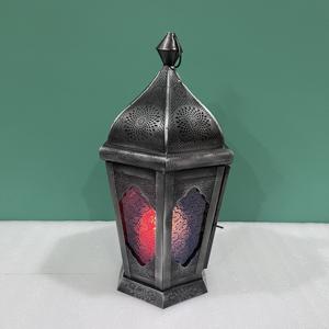 Lanterne en fer marocaine vintage, porte-bougie décoratif pour la décoration de table à la maison - Design artisanal L535 - Product Image 5