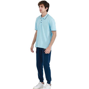 Polo homme en coton mélangé premium, décontracté, manches courtes, respirant, avec logo personnalisé. - Product Image 2