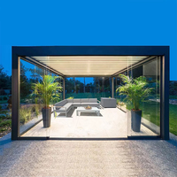 Pergola en aluminium avec bande LED intégrée, étanche, structure robuste pour hôtel, cour, jardin commercial