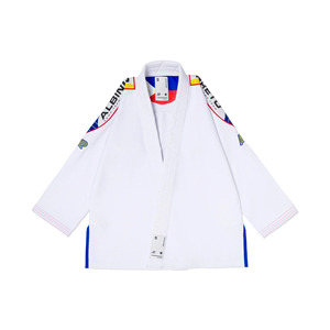Uniforme de Judo Blanco 100% Algodón, Corte Regular, Unisex para Adultos, Ropa de Artes Marciales con Logotipo Estampado en la Manga Izquierda - Product Image 1