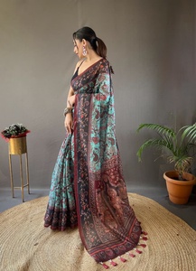 Sari en soie extensible de créateur pour tenue de soirée - Product Image 2