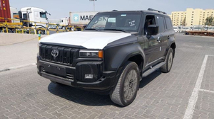 Brand New 2025 Toyo Ta Prado Luxury+ Turbo Diesel Hybrid I-Force Max R20 Left Steering Dark Leather <b>Panoramic</b> Sunroof - Product Image 5