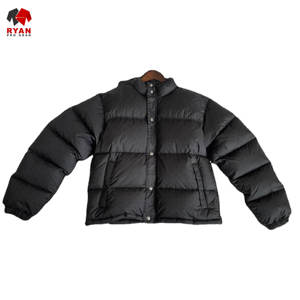 เสื้อแจ็คเก็ตพัฟเฟอร์แบบสั่งทำสำหรับผู้ชาย พร้อมโลโก้สั่งทำ ซิปปิดผนึก ระบายอากาศได้ดีและสวมใส่สบาย - Product Image 1