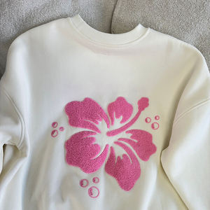 เสื้อสเวตเชิ้ตเนื้อผ้านุ่มสบายผิว เหมาะสำหรับใส่ในฤดูหนาว ทรงหลวม คอกลม ปักลายเชนิลล์แบบกำหนดเอง สำหรับผู้หญิง - Product Image 3