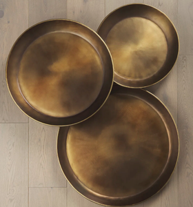 Plateau décoratif rond en laiton antique, finition bronze vieilli, plat peu profond, centre de table en or brossé, plateau rond en laiton à profil bas - Product Image 5