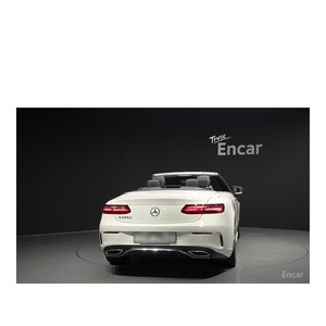 เมอร์เซเดส-เบนซ์ อี-คลาส E220d แคบริโอเล็ต ปี 2020/12 ระยะทาง 106,453 กม. เครื่องยนต์ดีเซล เกียร์อัตโนมัติ มาตรฐานไอเสียยูโร 5 เบาะหนัง กล้องมองหลัง - Product Image 4