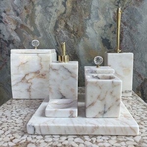 Juego de Baño de Resina de Lujo Hecho a Mano para Decoración del Hogar, Dispensador de Jabón Premium, Juego de Bandeja y Vaso con Acabado Brillante - Product Image 1