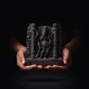 Réplica de Estatua de Ganesha Femenina, Escultura Vinayaki Antigua Hecha a Mano, Arte Hindú Sagrado Coleccionable, Venta al Por Mayor - Product Image 3