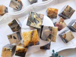 PYRITE EN CRISTAL NATUREL DE HAUTE QUALITÉ CUBE DE GUÉRISON GOLDEN GUÉRISON BOULE DE CRISTAL LIONS PORTE SPHÈRE DE QUARTZ GOLDEN HEALER PYRITE SQUARE - Product Image 2