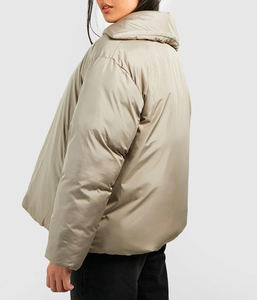 Chaqueta Acolchada con Capucha para Mujer, Diseño ODM, con Exterior e Interior de Algodón, Cálida para Invierno, Diseño Acolchado, Suministro ODM - Product Image 4