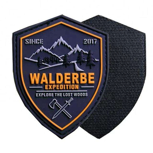 Patch en cuir suédé gaufré |   Étiquette de marque 3D en relief de luxe pour les articles de mode et les jeans |   Commandes en gros - Product Image 2