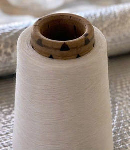 Hilo de Poliéster 100% PE 30/1 38mm para Tejido, Relleno y Hilatura, Alta Calidad, Proveedor de Vietnam - Product Image 3