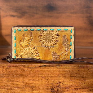 กระเป๋าสตางค์หนังแท้สำหรับผู้หญิงกระเป๋าคลัทช์ใส่โทรศัพท์มีสไตล์ลายดอกไม้แกะสลักด้วยมือ - Product Image 3