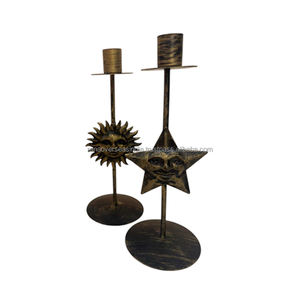 Portavelas de hierro y metal chapado en oro antiguo con diseño de estrella y sol perfecto para cualquier ocasión varios estilos disponibles - Product Image 1
