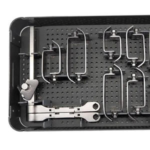 Kit d'instruments chirurgicaux orthopédiques en acier inoxydable pour rétracteur de colonne cervicale antérieure, manuel MOL - Product Image 4