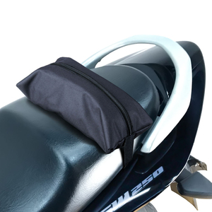 Sac de transport pour casque avec panneaux en maille, doublure intérieure protectrice, poignée ergonomique, coutures de haute qualité, forme compacte, à vendre - Product Image 2
