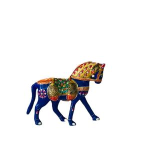 Figura de Caballo de Madera Pintada a Mano Estilo Art Deco de Origen Indio para Diwali y Bodas - Product Image 1