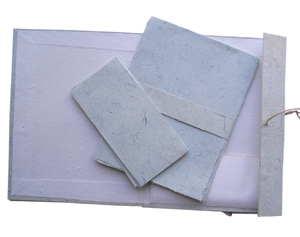 Papiers Premium en chanvre, 10 feuilles de papier à lettres A4 + 5 enveloppes, conditionnés en ensemble - Product Image 3