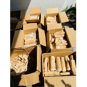 Juguete Natural para Perros, Mordedor de Madera de Café Vietnamita para Cachorros - Product Image 4