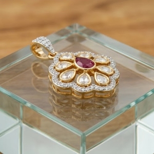 Conjunto de Colgante Moderno de Plata 925 con Kundan y Polki, Piedra Moissanita, Joyería Nupcial Tradicional Dorada, Joyería de Boda para Mujer - Product Image 1