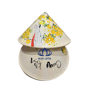 Chapeau vietnamien en gourde sculptée, écologique et naturel, best-seller |   Souvenir culturel unique et objet de décoration - Product Image 1