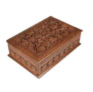 Caja Organizadora de Joyas Moderna y Ecológica de Madera para Mujer, Tallada a Mano con Diseño Decorativo Intrincado, Compartimentos para Almacenamiento de Joyas - Product Image 1