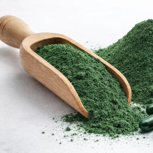 แคปซูลผงสาหร่ายสไปรูลิน่าออร์แกนิก WARRLY ส่วนผสมสมุนไพรเพื่อสุขภาพ เกรดอาหาร บรรจุภัณฑ์แบบ OEM ปริมาณมาก ความบริสุทธิ์ 99% บรรจุในขวดพลาสติก - Product Image 1