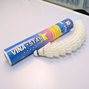 Paquete OEM de 12 Volantes de Bádminton de Plumas de Ganso Premium, Vuelo de Alta Precisión - Product Image 1