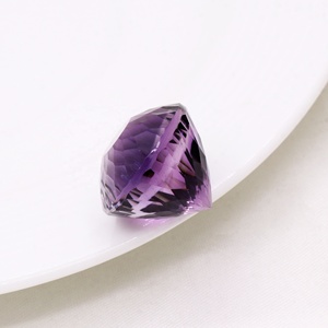 Achat en gros de pierres précieuses naturelles, améthyste violette ronde taille brillant, 22x22mm, 50 carats, facettées, pierres précieuses en vrac, Memoria Jewels - Product Image 2