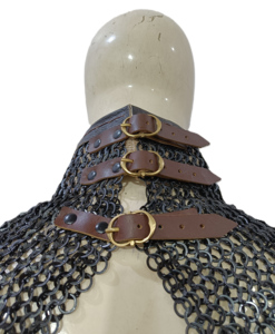 Armadura de cuello y hombros de acero dulce medieval hecha a mano, con gorgeta y avental de malla plana revetada, negra, para recreación histórica y cosplay. - Product Image 5