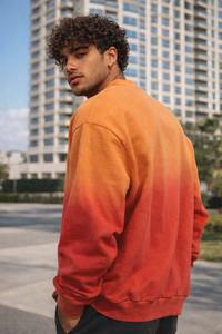 Sudadera Naranja para Hombre de Calidad Superior, Material de Algodón Personalizado, Estilo Urbano, Lavado Ácido, Parches, Sudadera para Hombre - Product Image 5