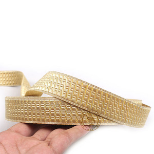 Garniture tressée B&S complexe pour uniformes des Forces Armées, garnitures et rubans tressés pour uniformes de cérémonie, en vente - Product Image 3