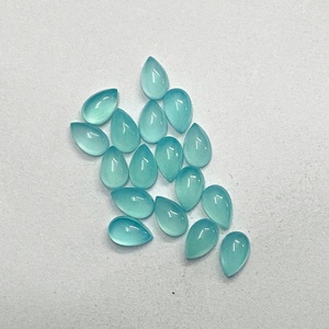 พลอยแคลเซโดนีสีฟ้าธรรมชาติขนาด 5 มม. 7 มม. รูปทรงลูกแพร์แบบเรียบ ไม่ผ่านการอบ ผู้ผลิตพลอยขายส่งโดยตรง ผู้จัดจำหน่ายสินค้าจำนวนมาก - Product Image 1